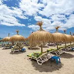 Marina 1 -